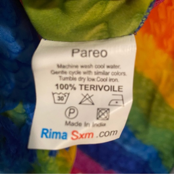 Stunning Multi-wear Beach / Pool Wrap Sarong - Picture 5 of 7